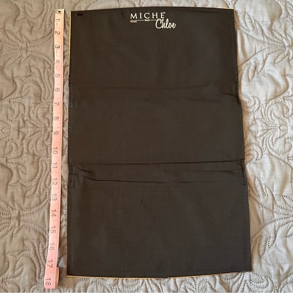 The Chloe Classic Shell for a Miche Base Bag - Picture 2 of 8